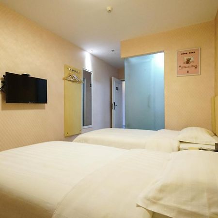 Jia Mei Xin Holiday Hotel Baiyun Airport Branch Cantón Exterior foto